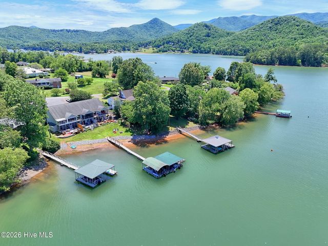 209b N Berrong Street, Hiawassee, GA 30546