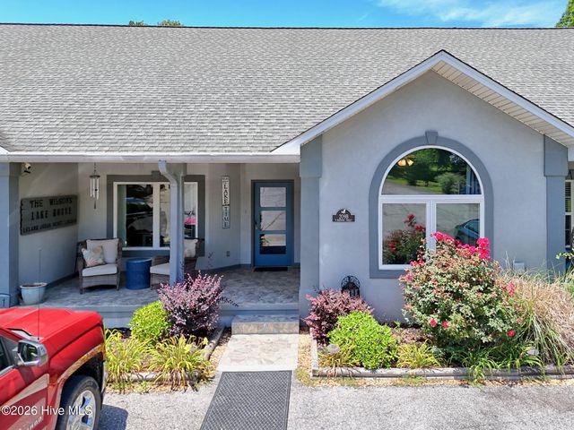 209b N Berrong Street, Hiawassee, GA 30546