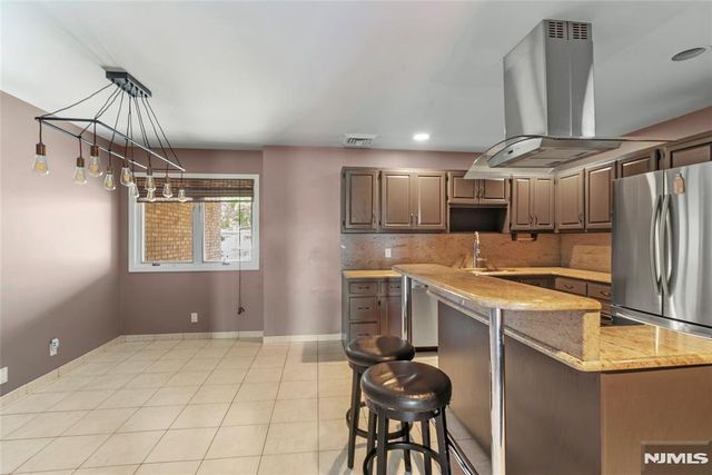 300 Gorge Road 2, Cliffside Park, NJ 07010