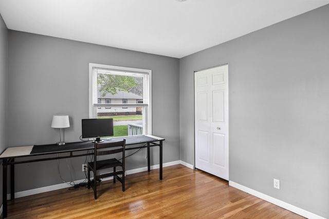 1102 W 14th Street, La Porte, IN 46350