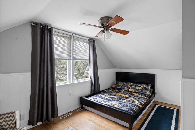 1102 W 14th Street, La Porte, IN 46350