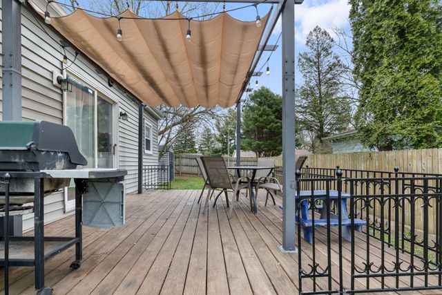 1102 W 14th Street, La Porte, IN 46350