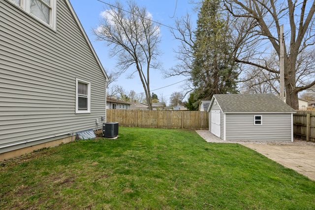 1102 W 14th Street, La Porte, IN 46350