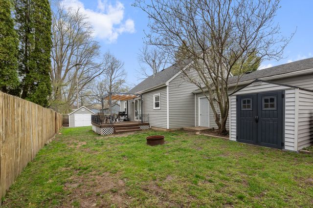 1102 W 14th Street, La Porte, IN 46350