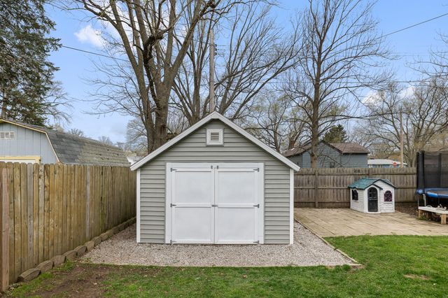 1102 W 14th Street, La Porte, IN 46350