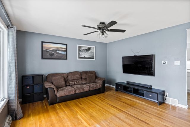 1102 W 14th Street, La Porte, IN 46350
