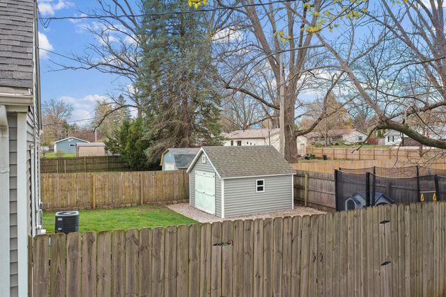 1102 W 14th Street, La Porte, IN 46350