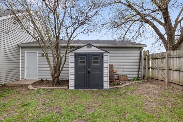 1102 W 14th Street, La Porte, IN 46350