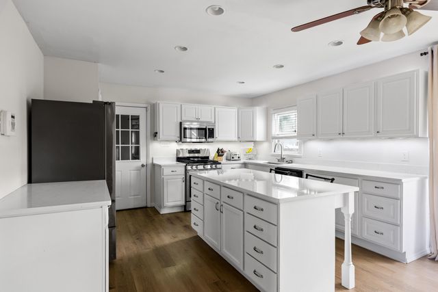 1102 W 14th Street, La Porte, IN 46350