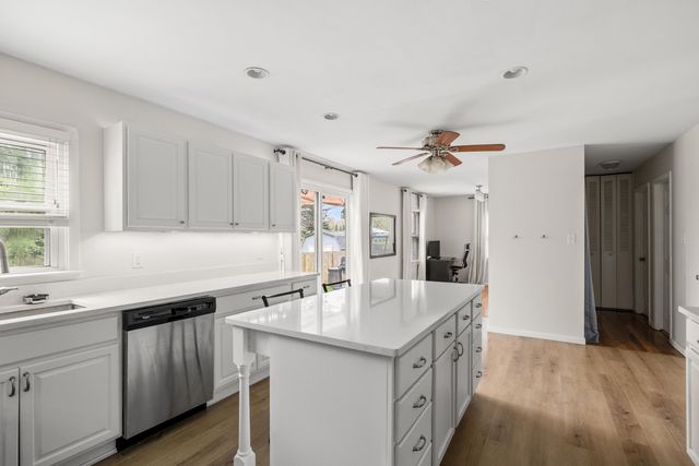 1102 W 14th Street, La Porte, IN 46350