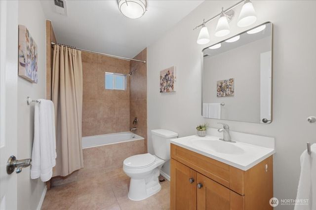 1801 Anacortes Avenue NE, Renton, WA 98059