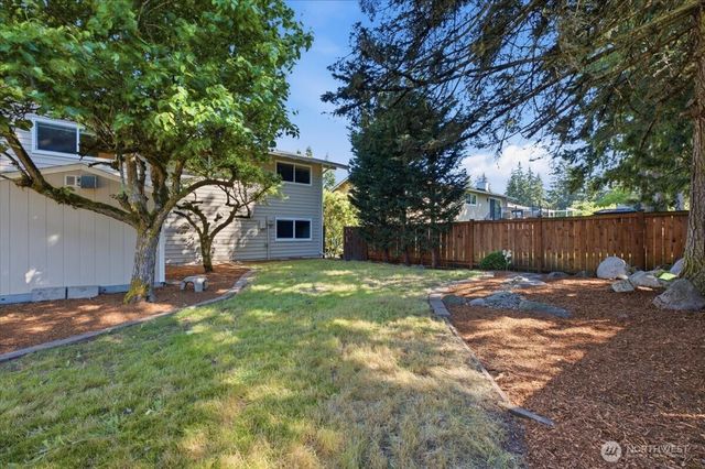 1801 Anacortes Avenue NE, Renton, WA 98059