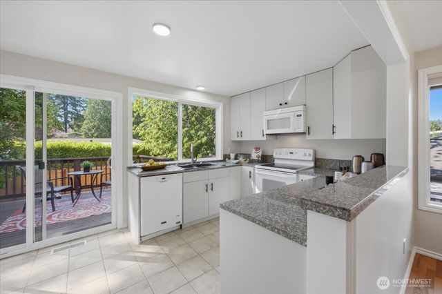 1801 Anacortes Avenue NE, Renton, WA 98059
