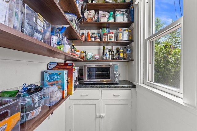 6431 Vista AVENUE, Wauwatosa, WI 53213