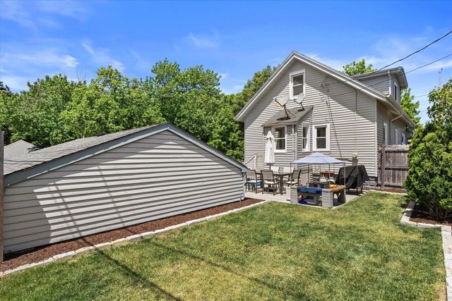 6431 Vista AVENUE, Wauwatosa, WI 53213