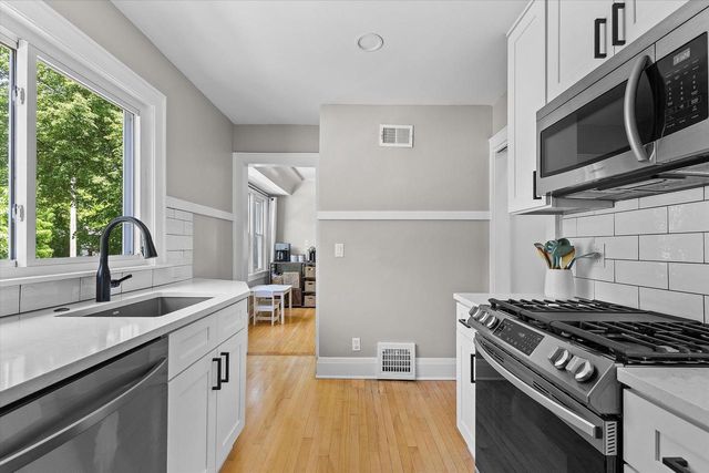 6431 Vista AVENUE, Wauwatosa, WI 53213