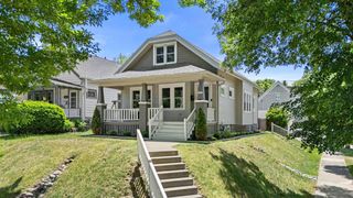 6431 Vista AVENUE, Wauwatosa, WI 53213