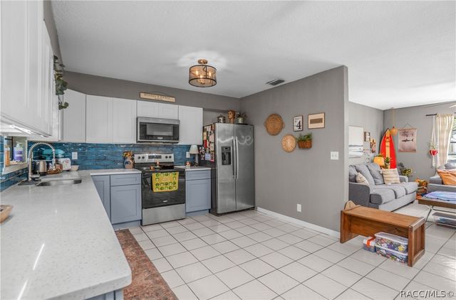 5160 S Running Brook Drive, Homosassa, FL 34448