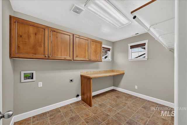 1210 W Cobblefield, Meridian, ID 83646