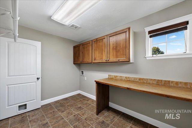 1210 W Cobblefield, Meridian, ID 83646