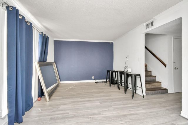 11002 Hammerly Boulevard 12, Houston, TX 77043