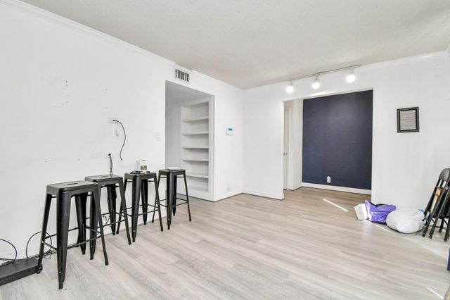 11002 Hammerly Boulevard 12, Houston, TX 77043