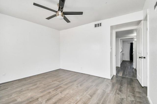 11002 Hammerly Boulevard 12, Houston, TX 77043