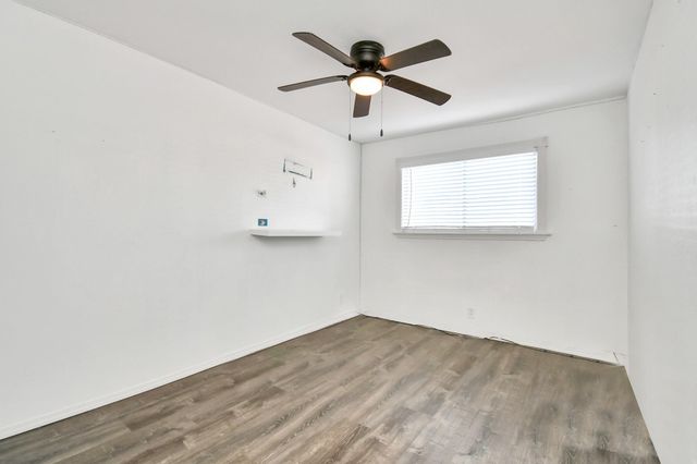 11002 Hammerly Boulevard 12, Houston, TX 77043