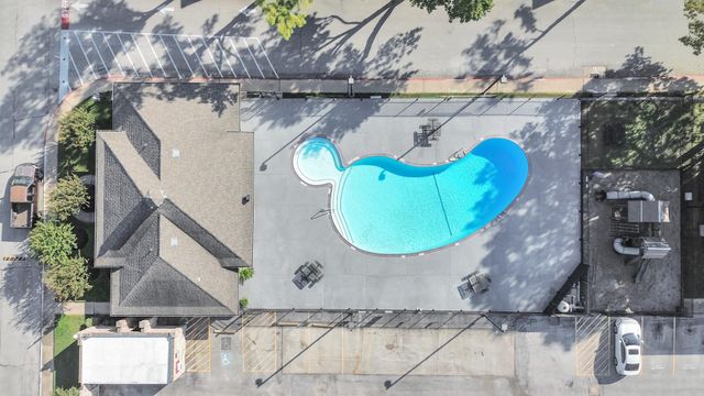 11002 Hammerly Boulevard 12, Houston, TX 77043