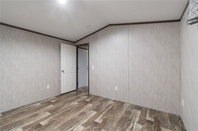 11 BIRCH Circle, Williamson, NY 14589