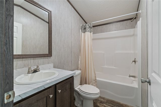 11 BIRCH Circle, Williamson, NY 14589