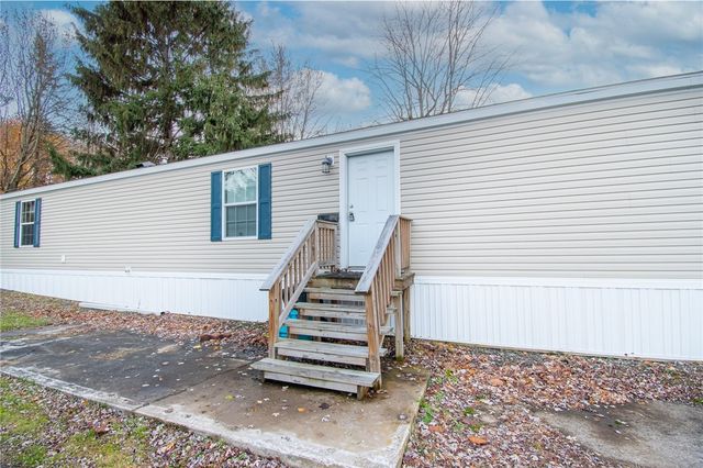 11 BIRCH Circle, Williamson, NY 14589