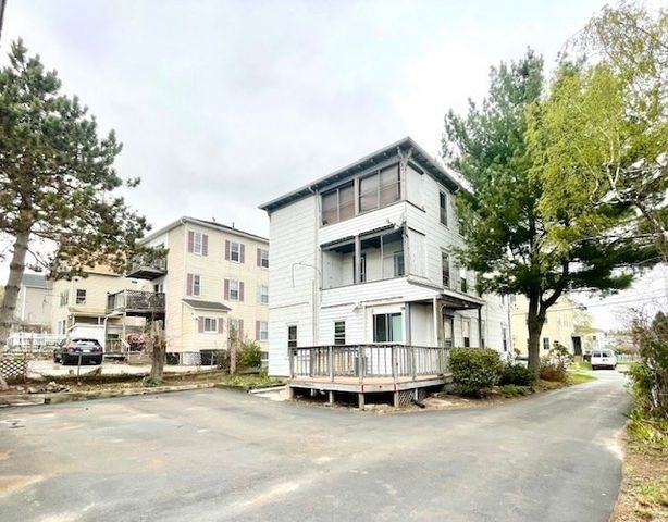 7 Ekman St, Worcester, MA 01607
