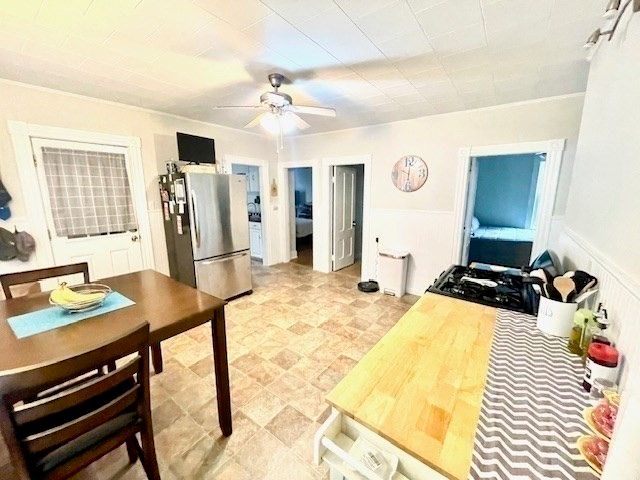 7 Ekman St, Worcester, MA 01607