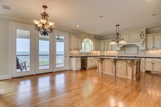 837 RIVER BLUFF Road, North Augusta, SC 29841