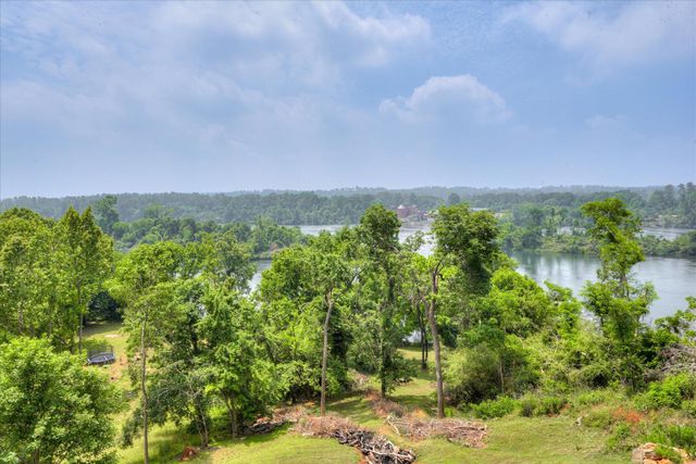 837 RIVER BLUFF Road, North Augusta, SC 29841