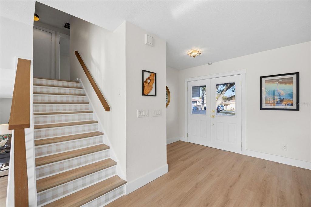 Image 15 of property listing at 8507 WOODDALE COURT, Tampa, FL 33615