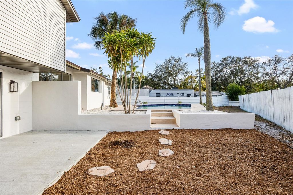 Image 31 of property listing at 8507 WOODDALE COURT, Tampa, FL 33615