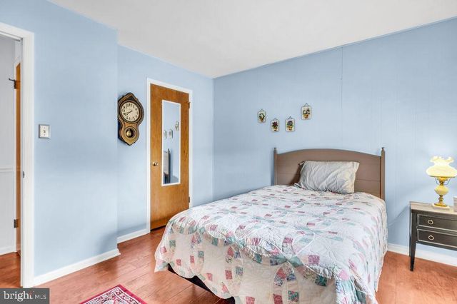 672 W SPRING ST, Fleetwood, PA 19522