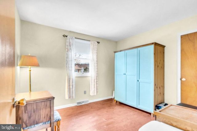 672 W SPRING ST, Fleetwood, PA 19522