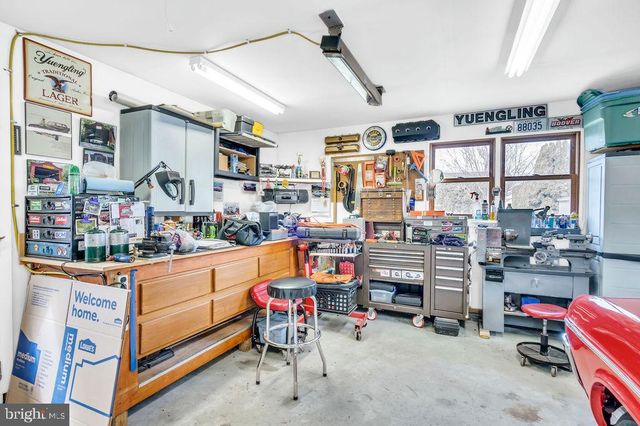 672 W SPRING ST, Fleetwood, PA 19522