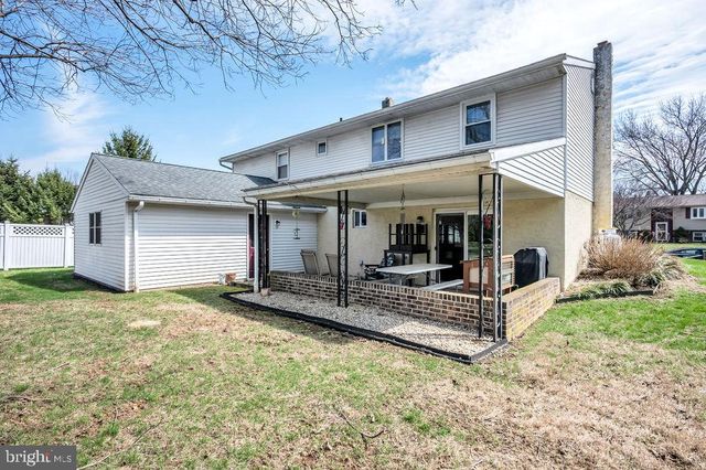 672 W SPRING ST, Fleetwood, PA 19522