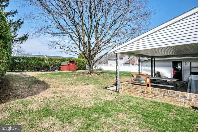 672 W SPRING ST, Fleetwood, PA 19522