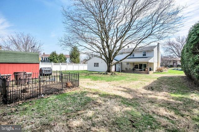 672 W SPRING ST, Fleetwood, PA 19522