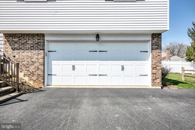 672 W SPRING ST, Fleetwood, PA 19522