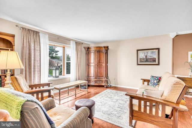 672 W SPRING ST, Fleetwood, PA 19522