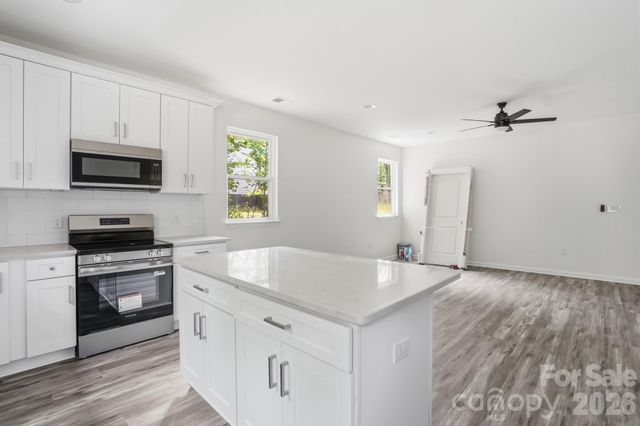1230 Wilmington Avenue, Statesville, NC 28677