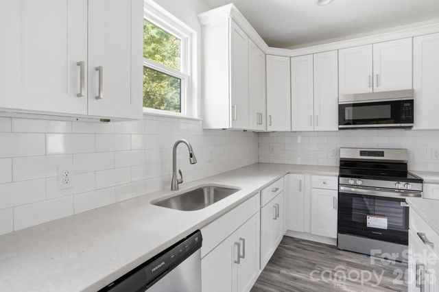 1230 Wilmington Avenue, Statesville, NC 28677