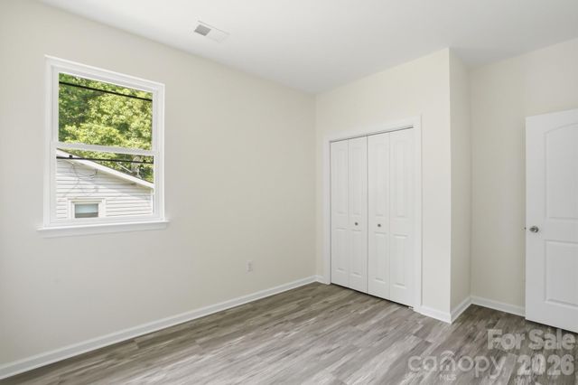 1230 Wilmington Avenue, Statesville, NC 28677