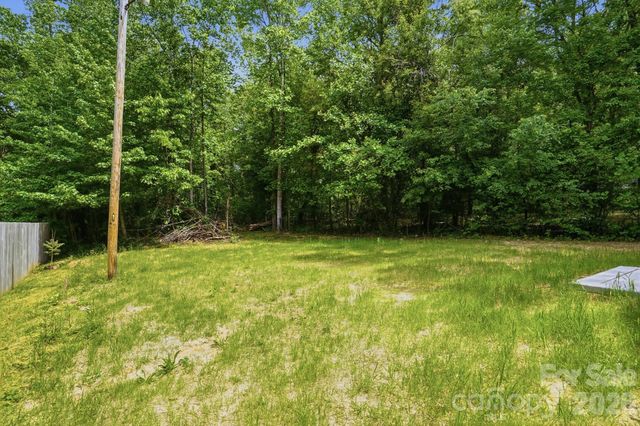 1230 Wilmington Avenue, Statesville, NC 28677
